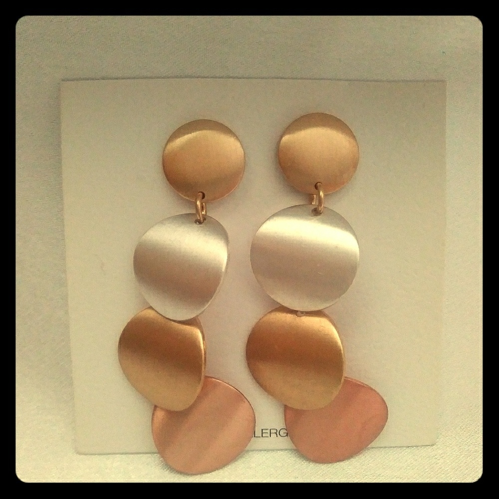 Fashion Tri-Tone soft brushed metal earrings
